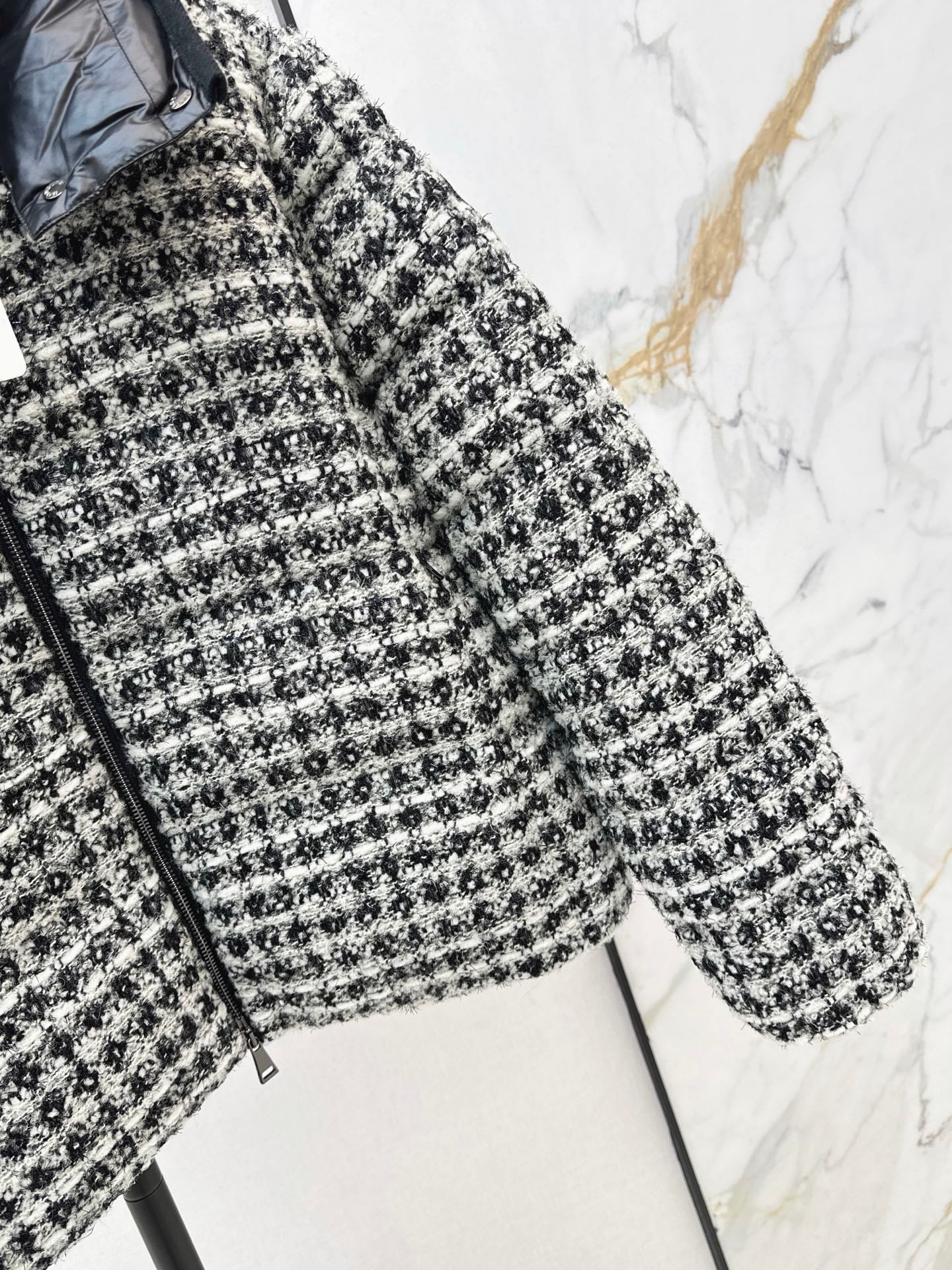 Monc 25fw down jacket