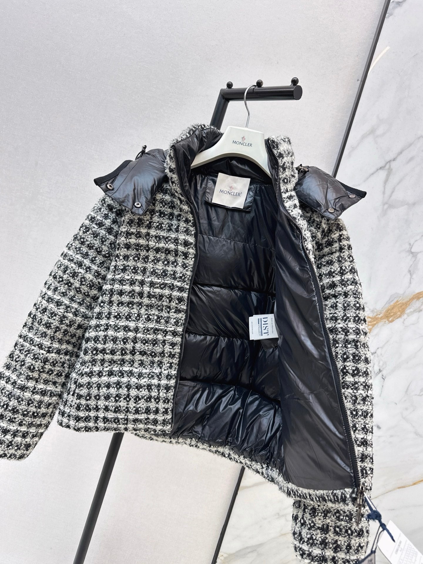 Monc 25fw down jacket