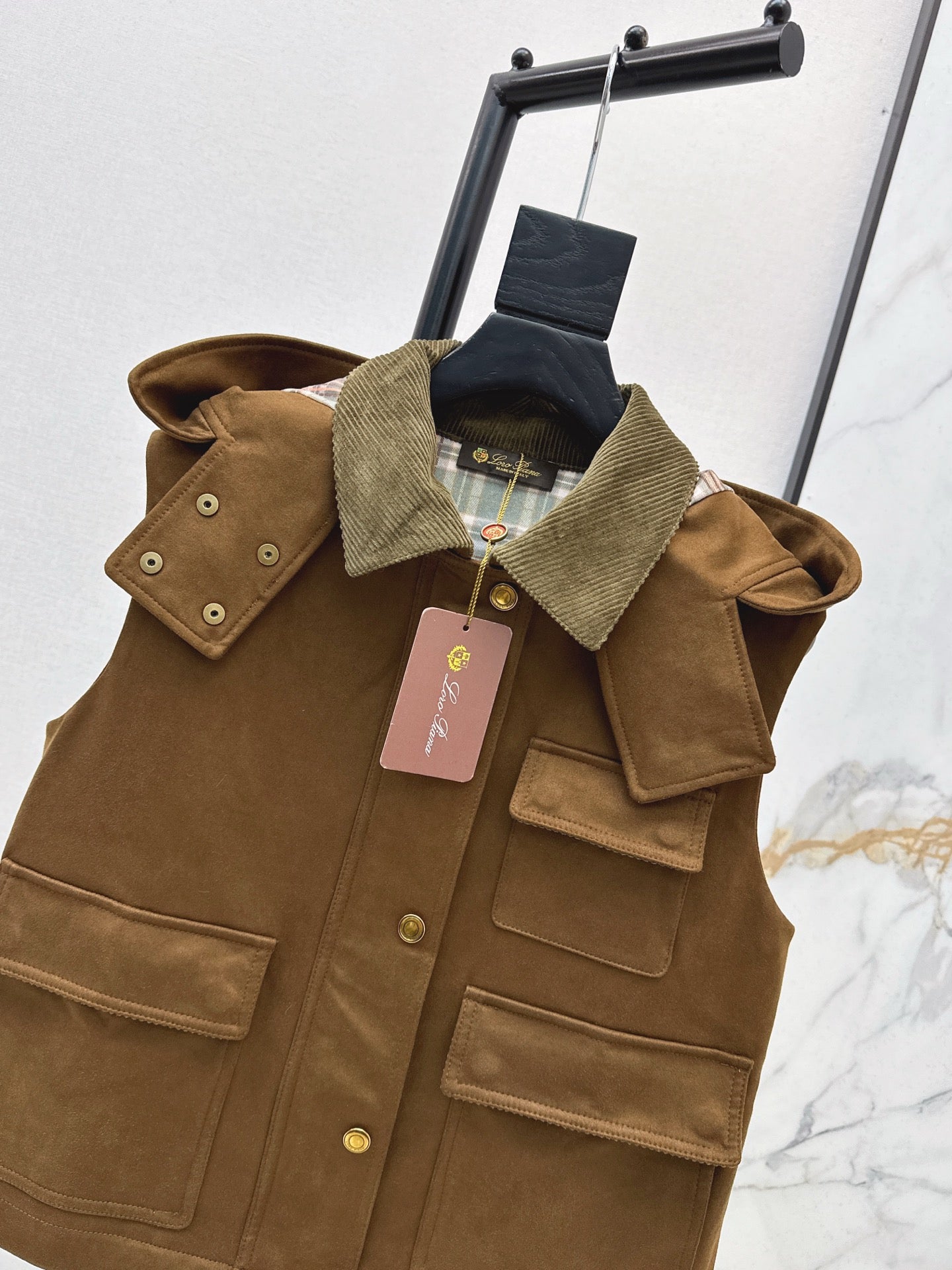 Loro 25fw waistcoats