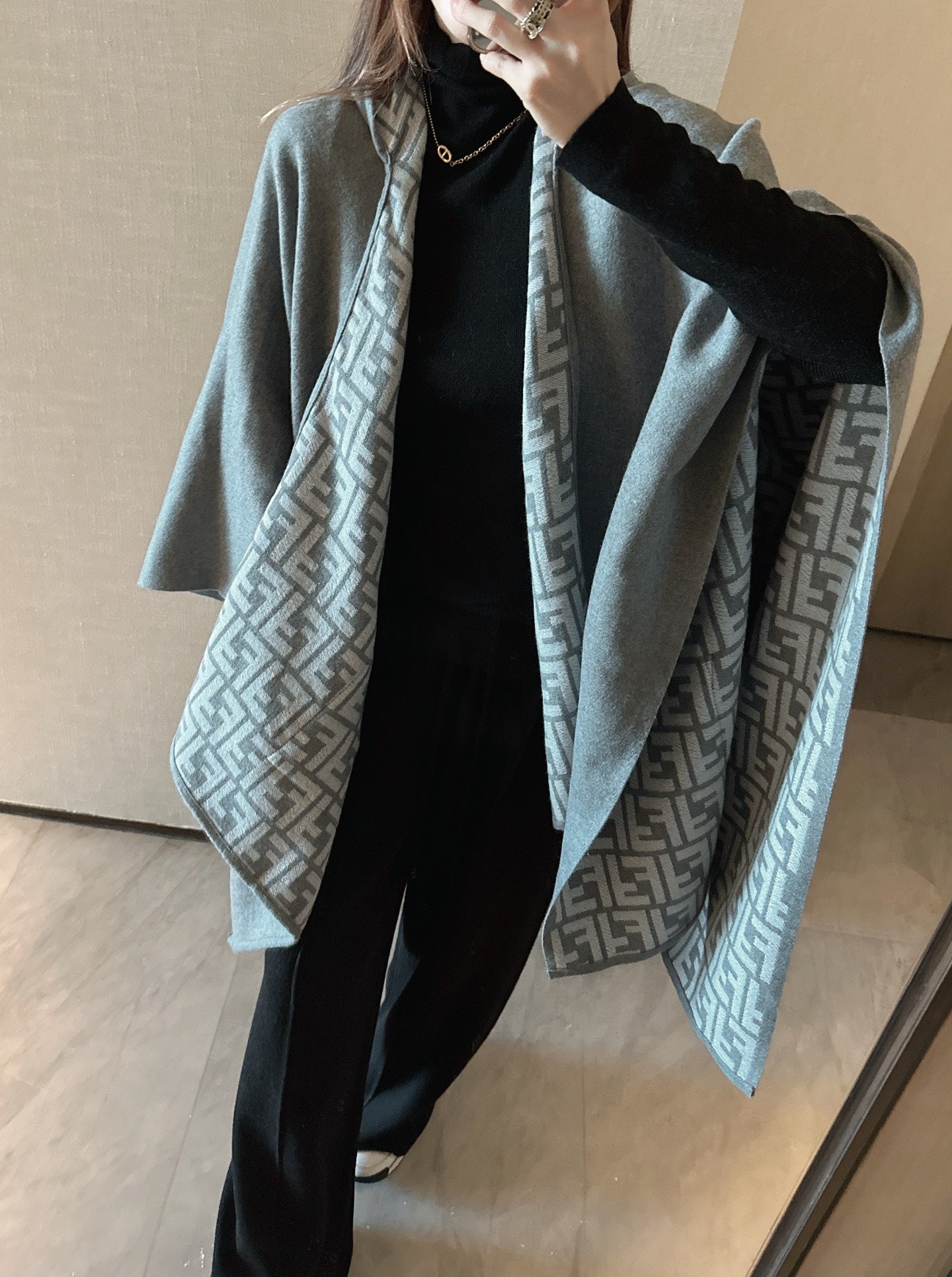 Fend 25fw shawl wraps