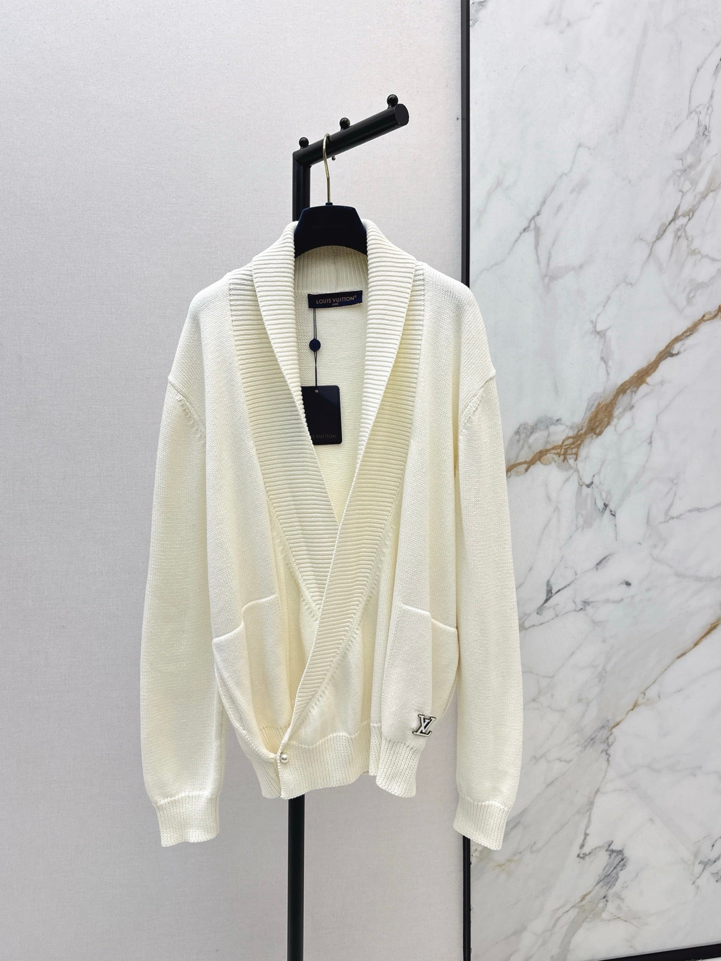Loui 25fw cardigan