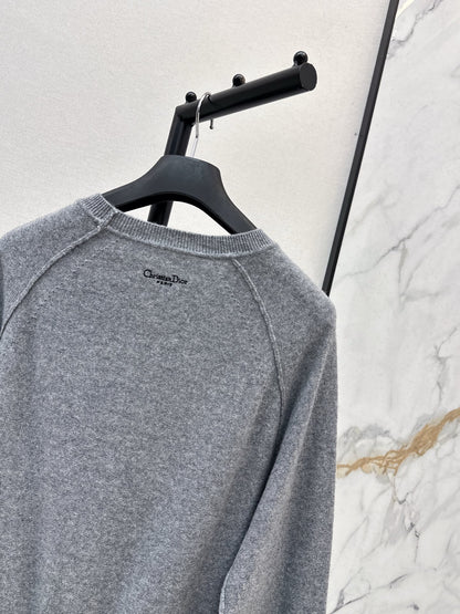 CD 25fw embroidery sweater