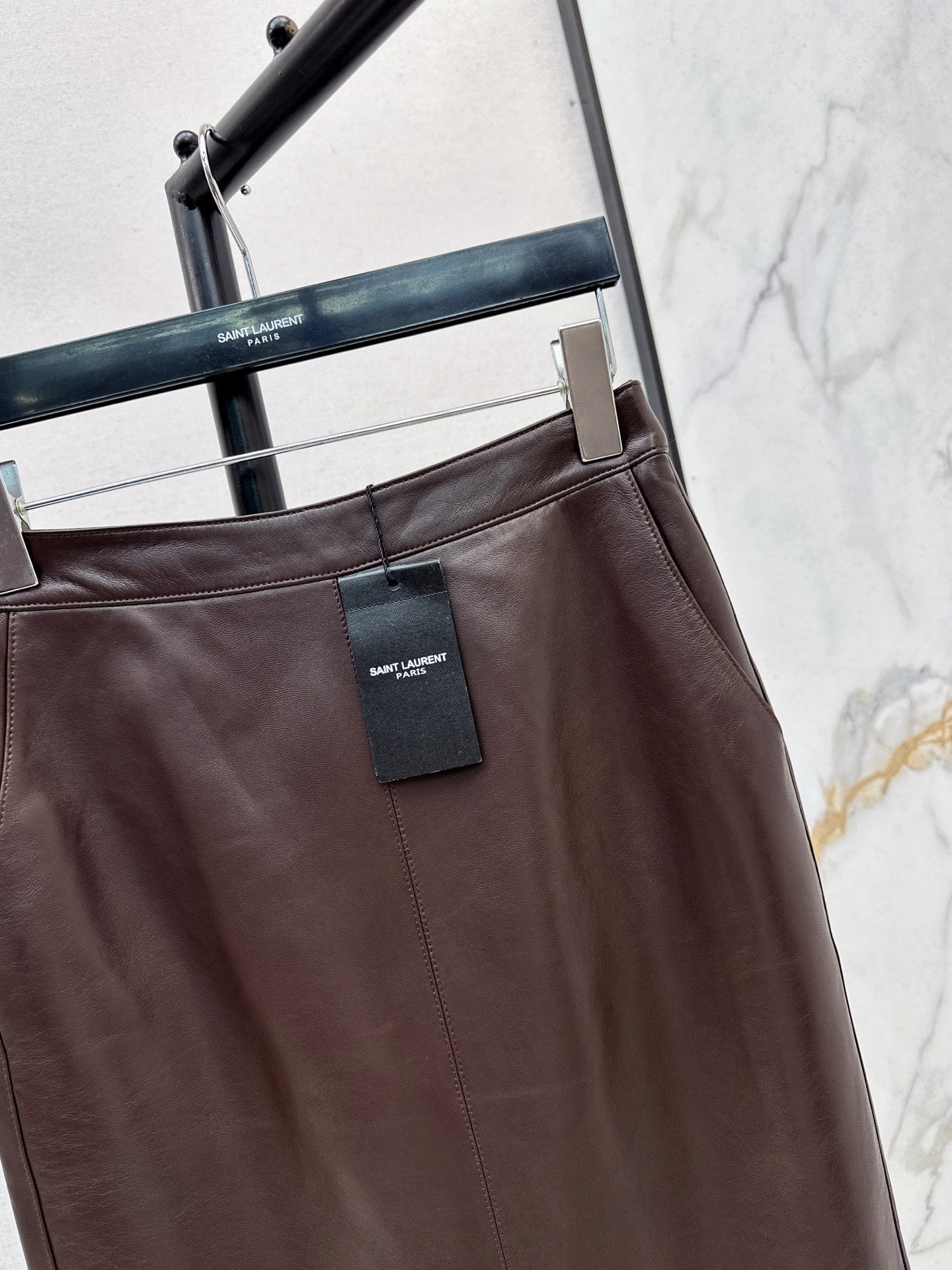 Sain 25fw leather skirt