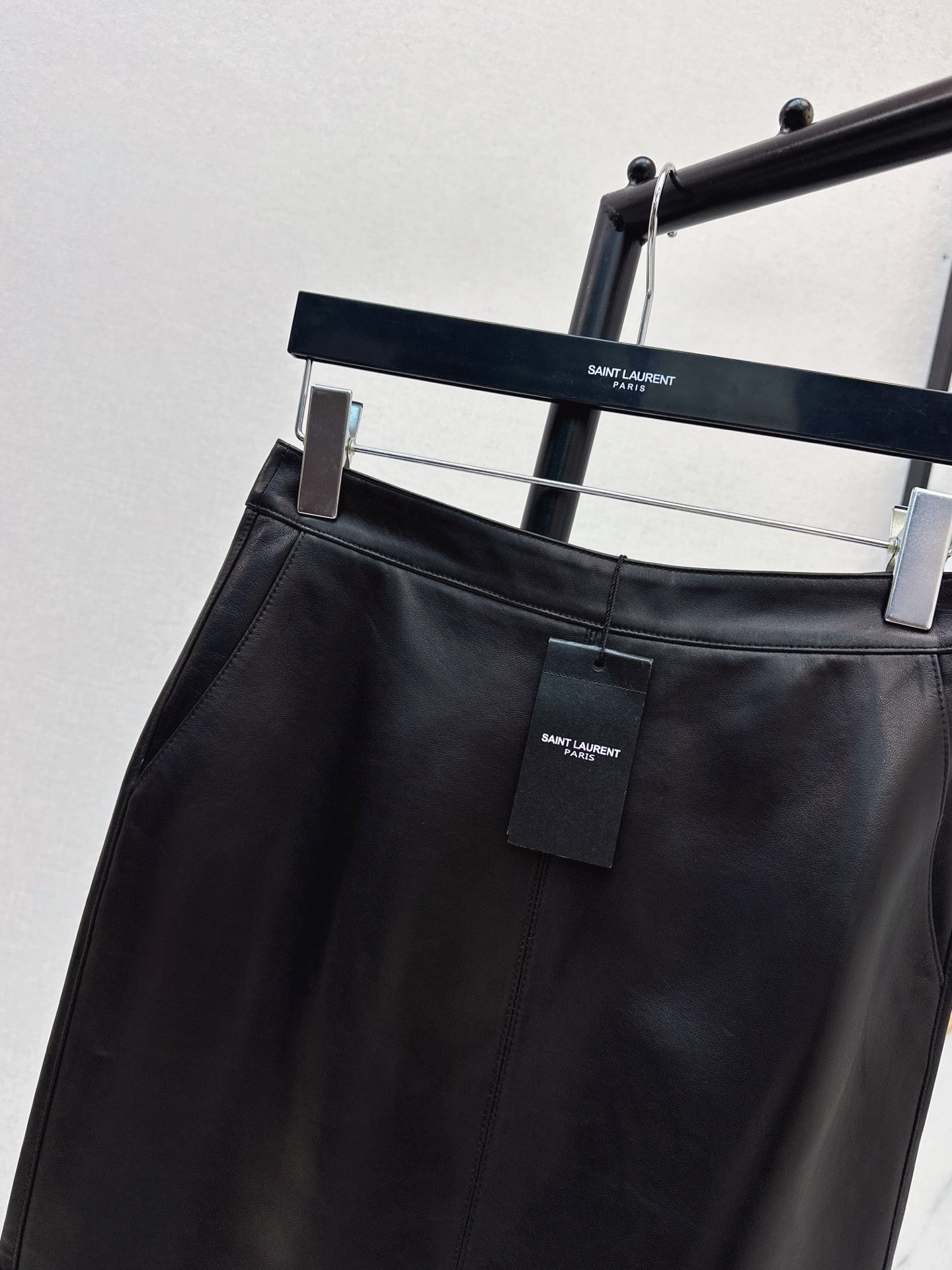 Sain 25fw leather skirt