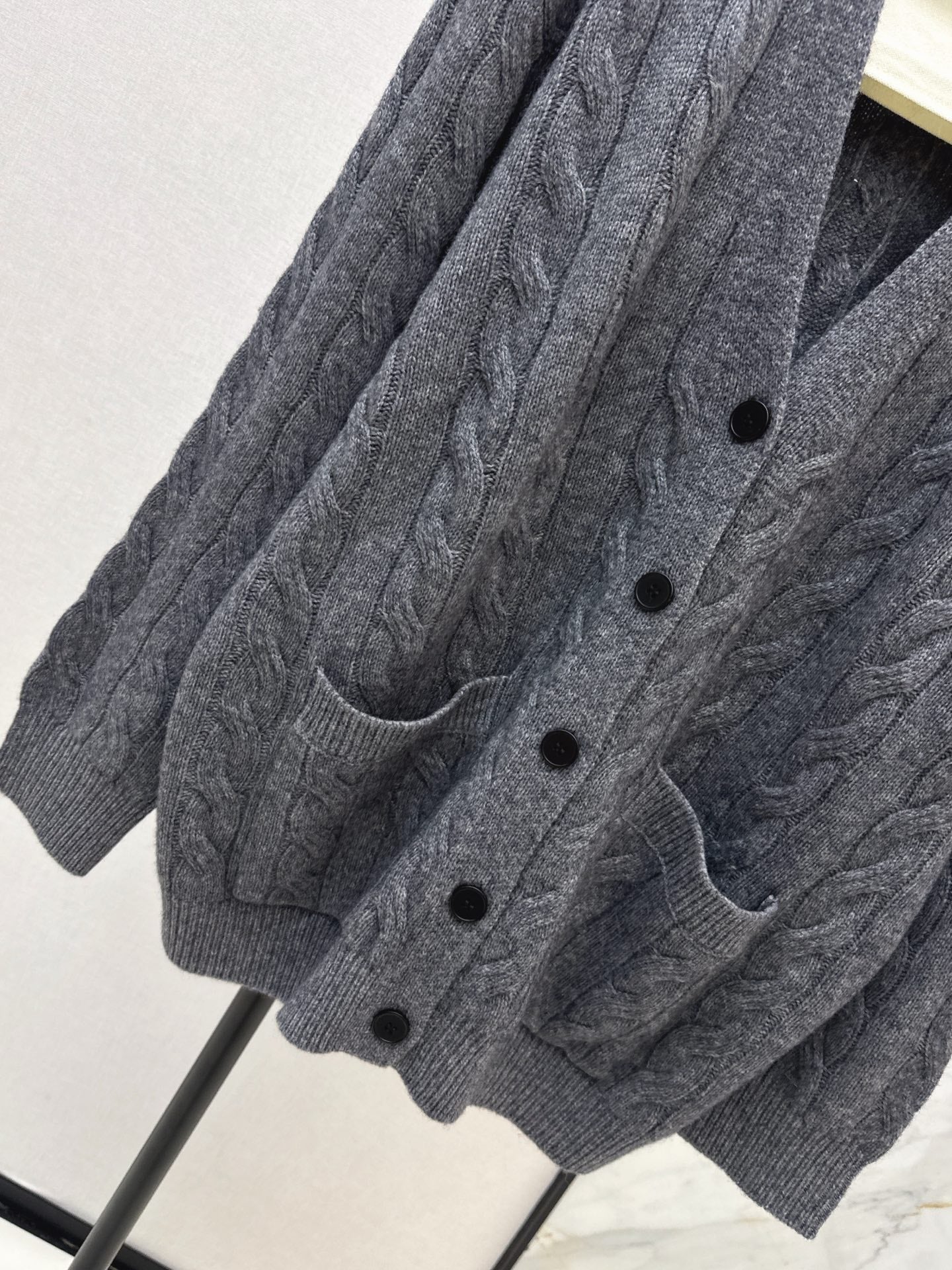 Ralp 25fw v-neck cardigan