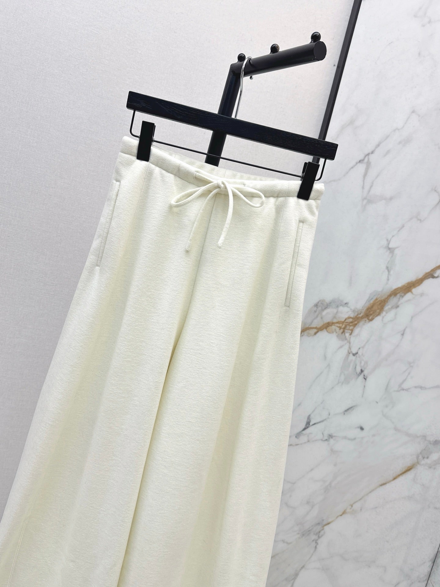 Brun 25fw straight pants