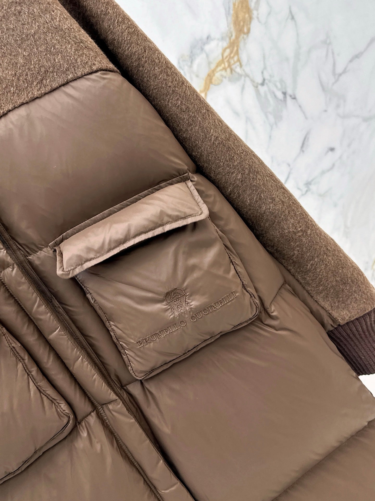 Brun 25fw down jacket