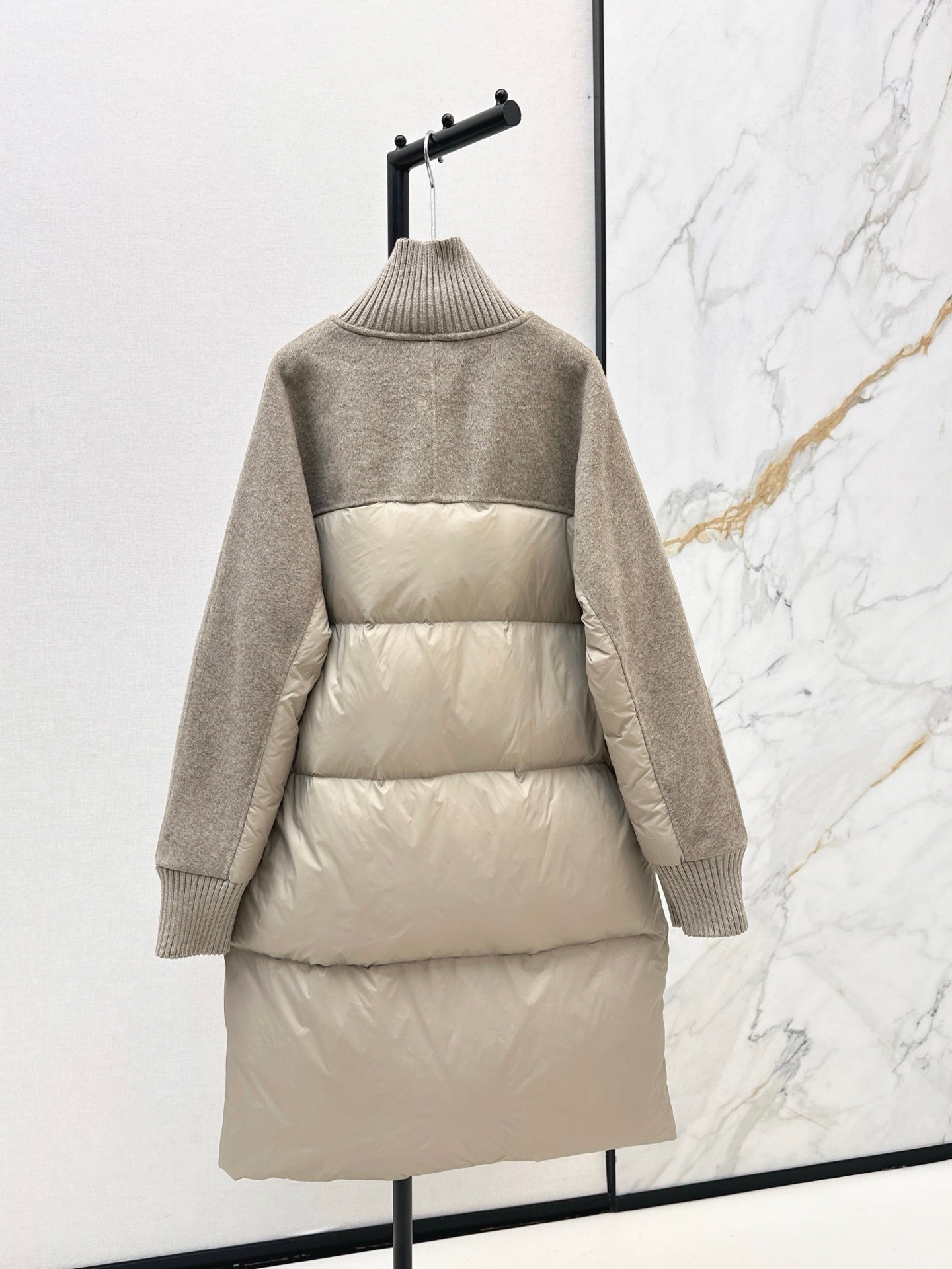 Brun 25fw down jacket