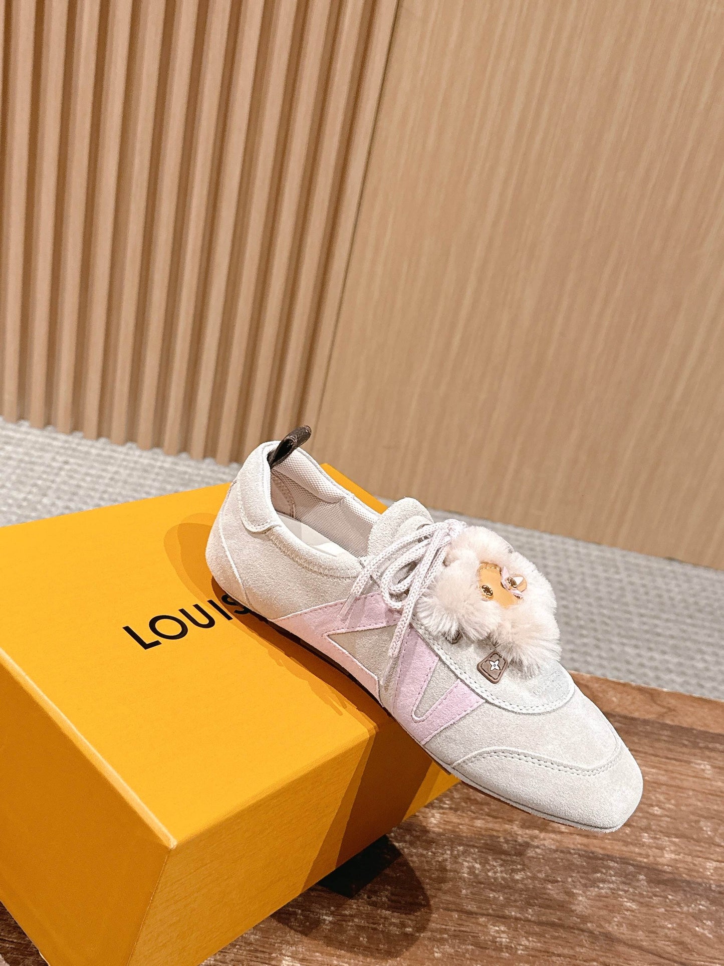 Loui 25fw sneaker