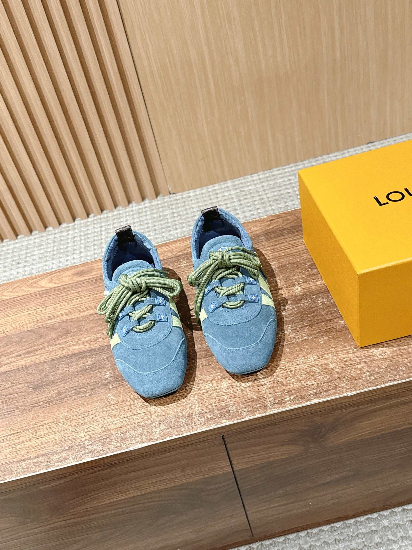 Loui 25fw sneaker
