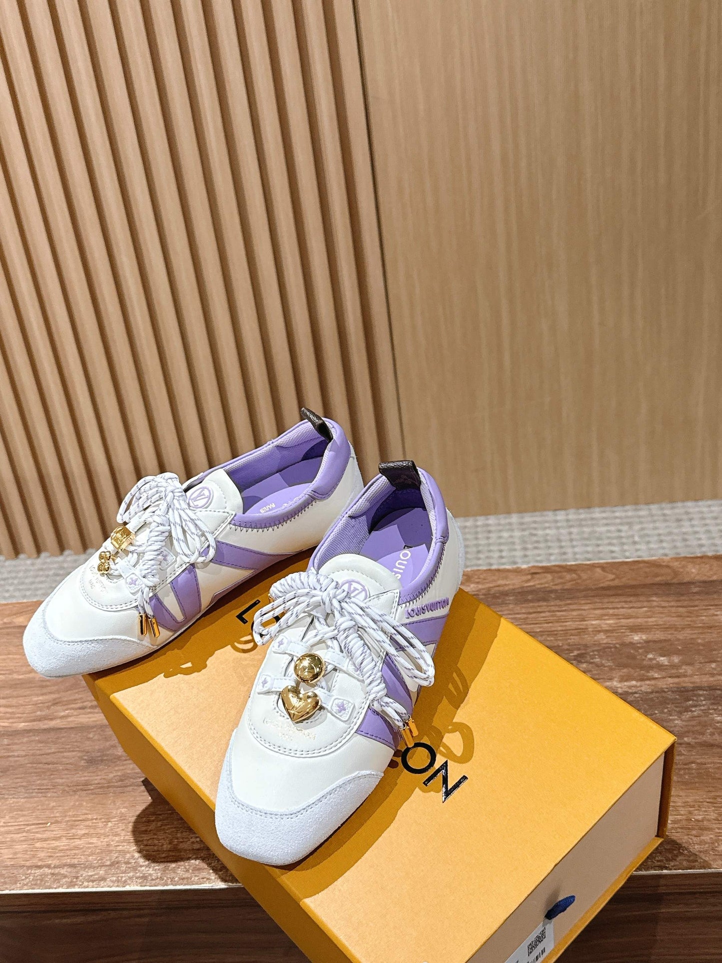 Loui 25fw sneaker