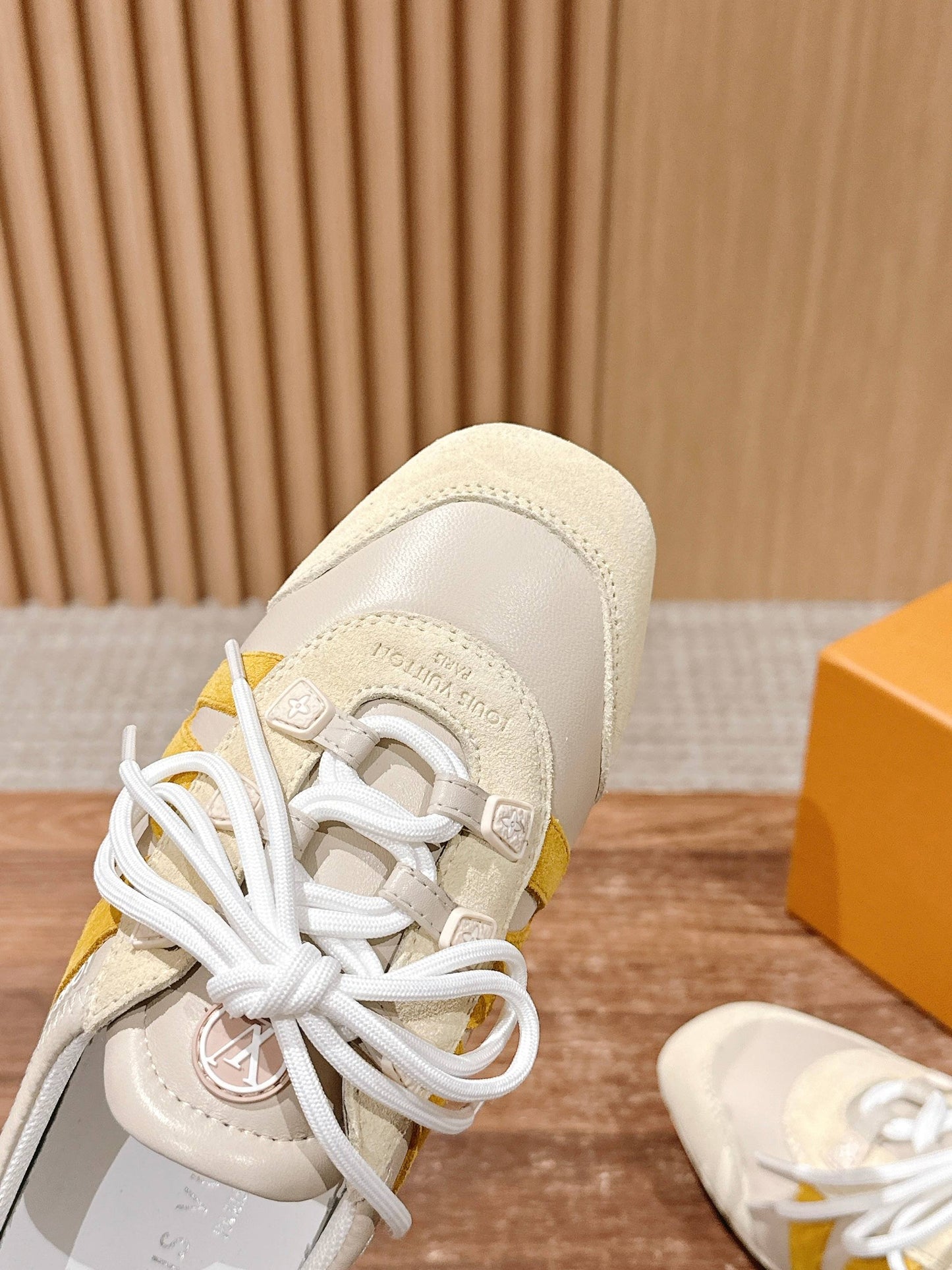 Loui 25fw sneaker