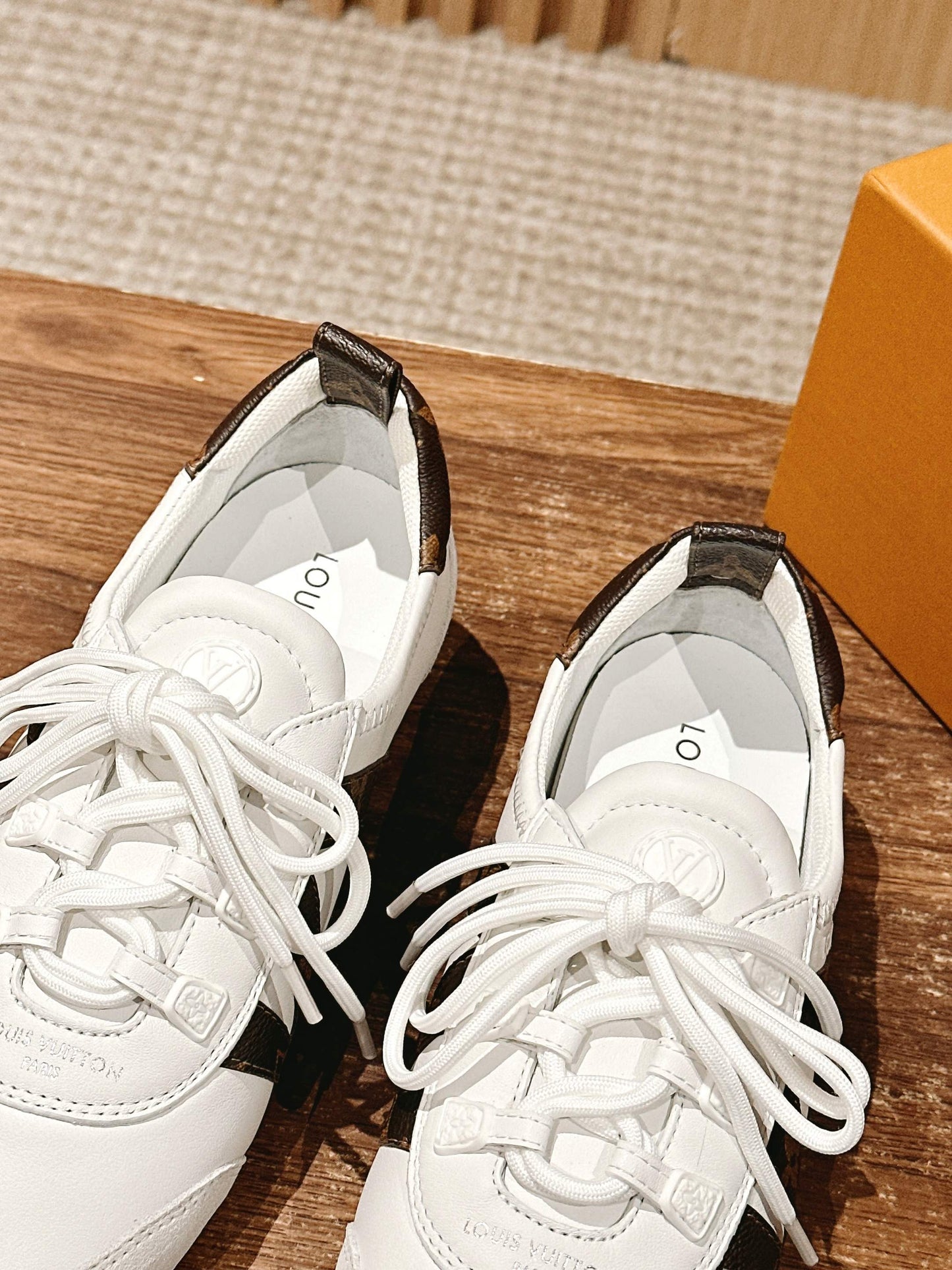 Loui 25fw sneaker