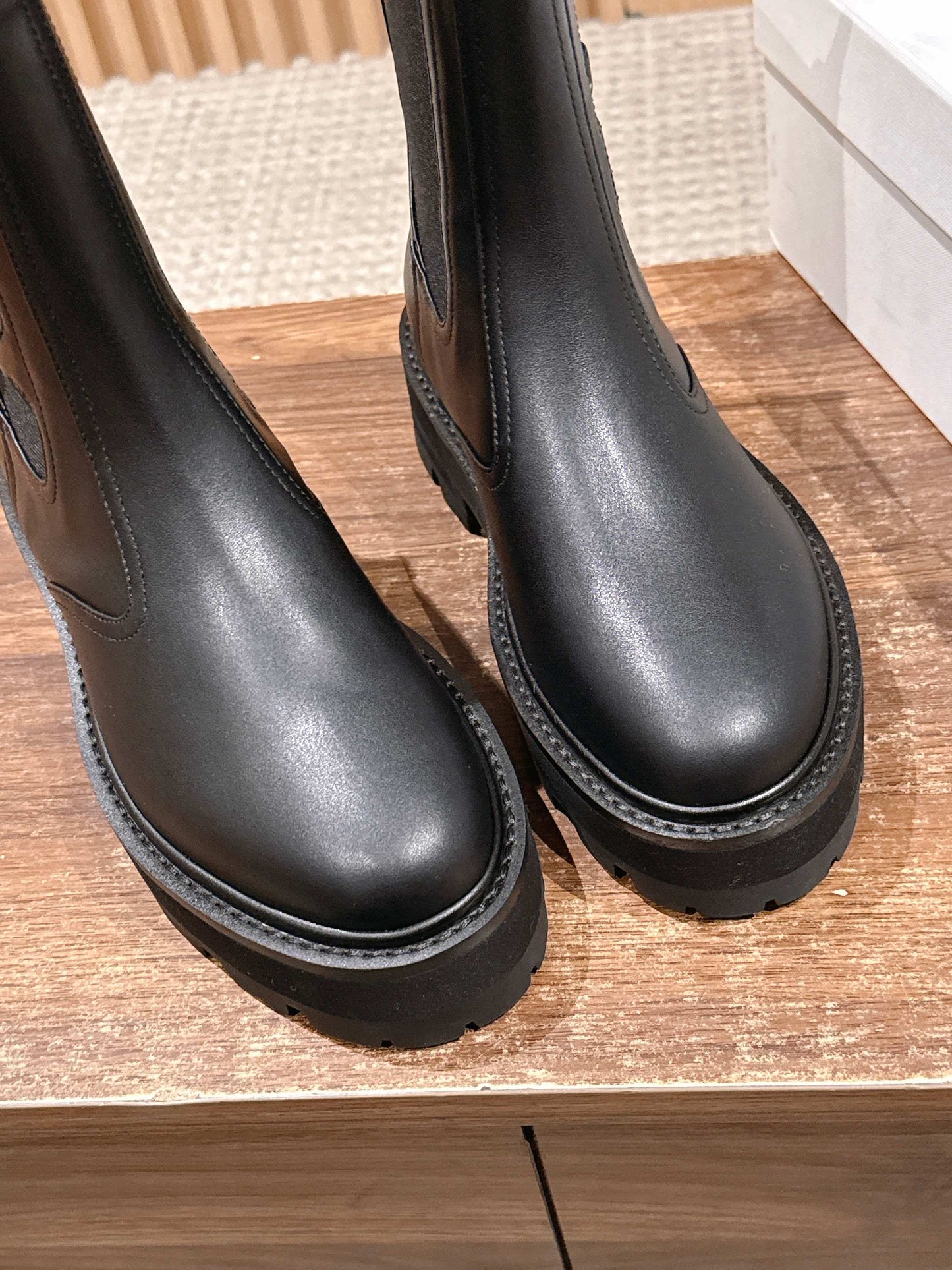 Celi 25fw boots