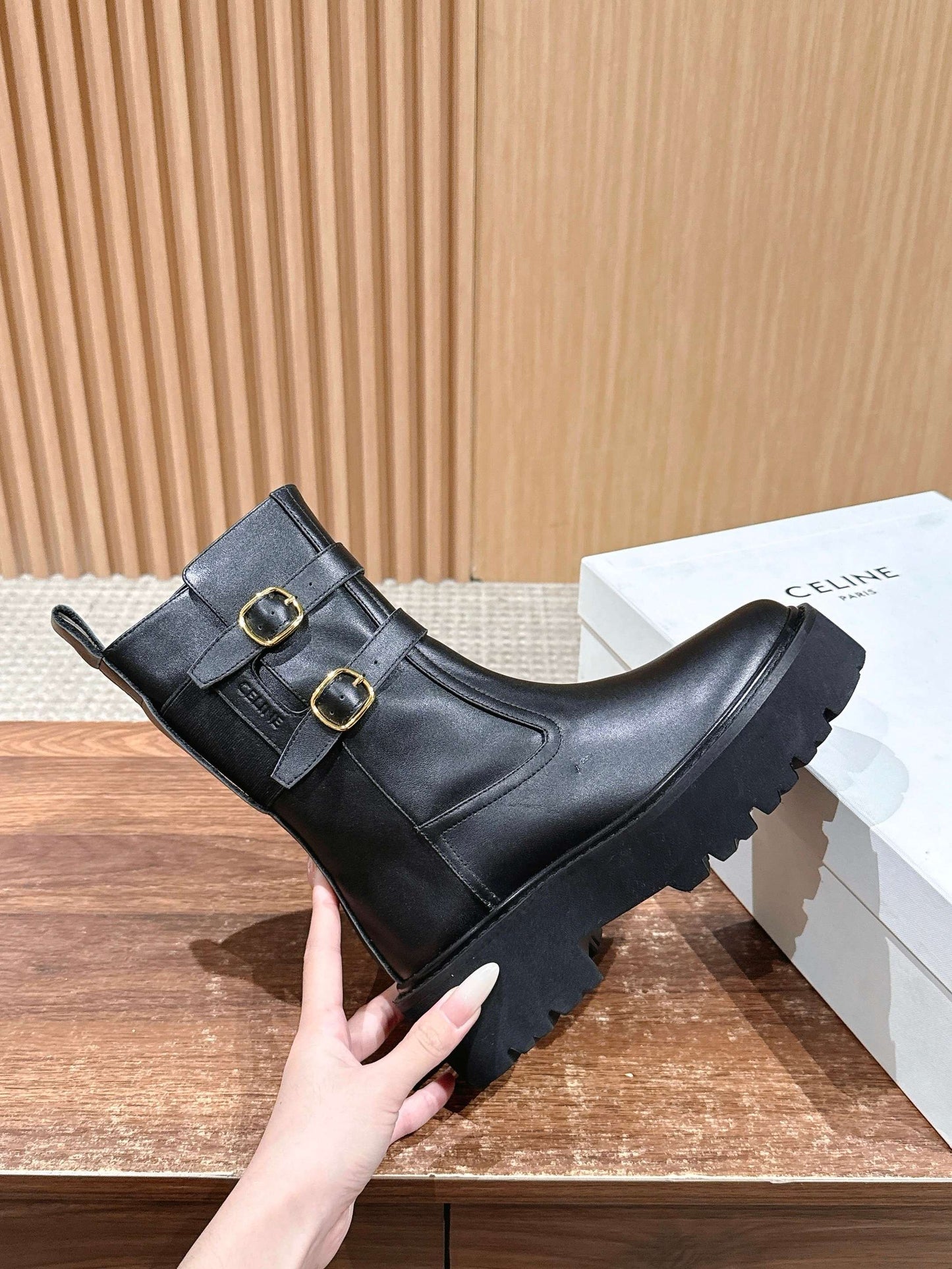 Celi 25fw boots