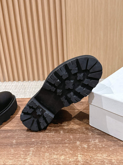 Celi 25fw platform boots