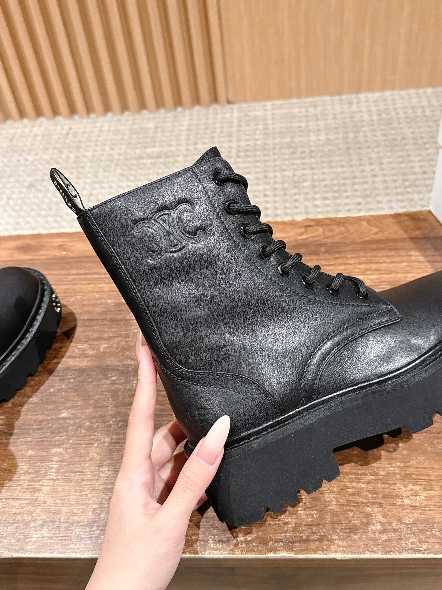 Celi 25fw combat boots