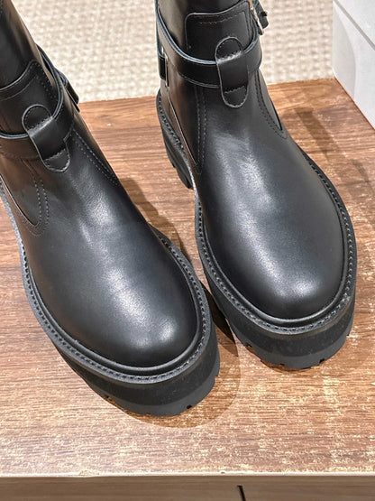 Celi 25fw platform boots