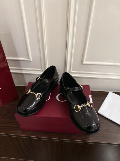 Guc 25fw mary jane flats