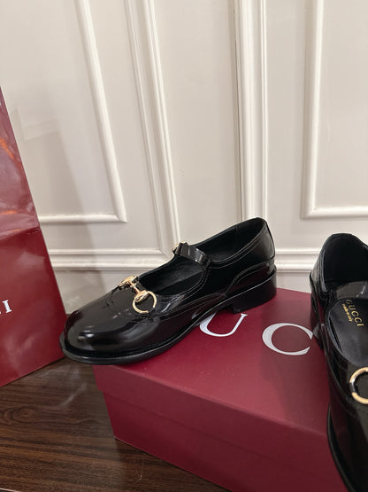 Guc 25fw mary jane flats