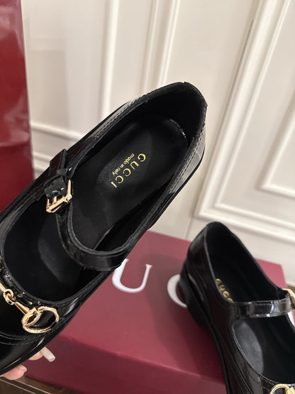 Guc 25fw mary jane flats