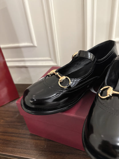 Guc 25fw mary jane flats