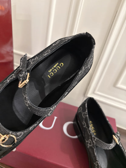Guc 25fw mary jane flats