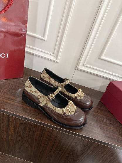 Guc 25fw mary jane flats