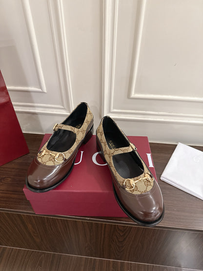 Guc 25fw mary jane flats