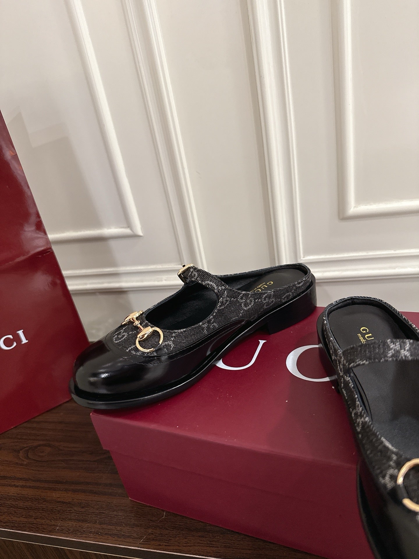 Guc 25fw mary jane mules shoes