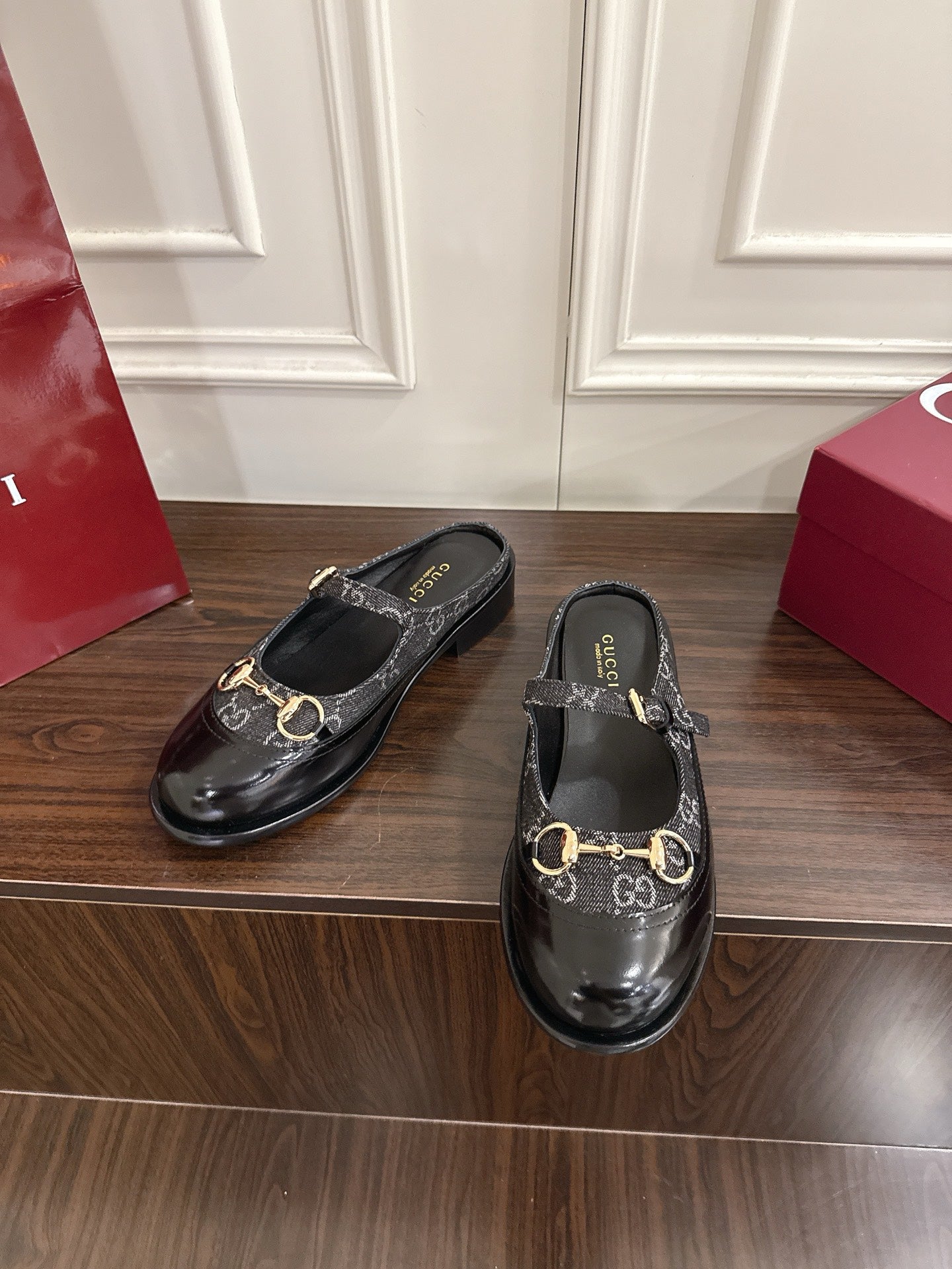 Guc 25fw mary jane mules shoes