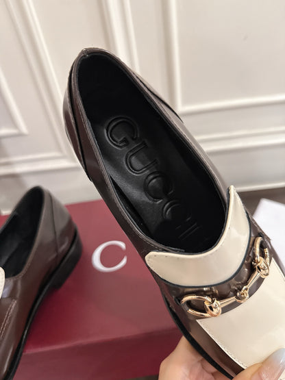 Guc 25fw platform loafers