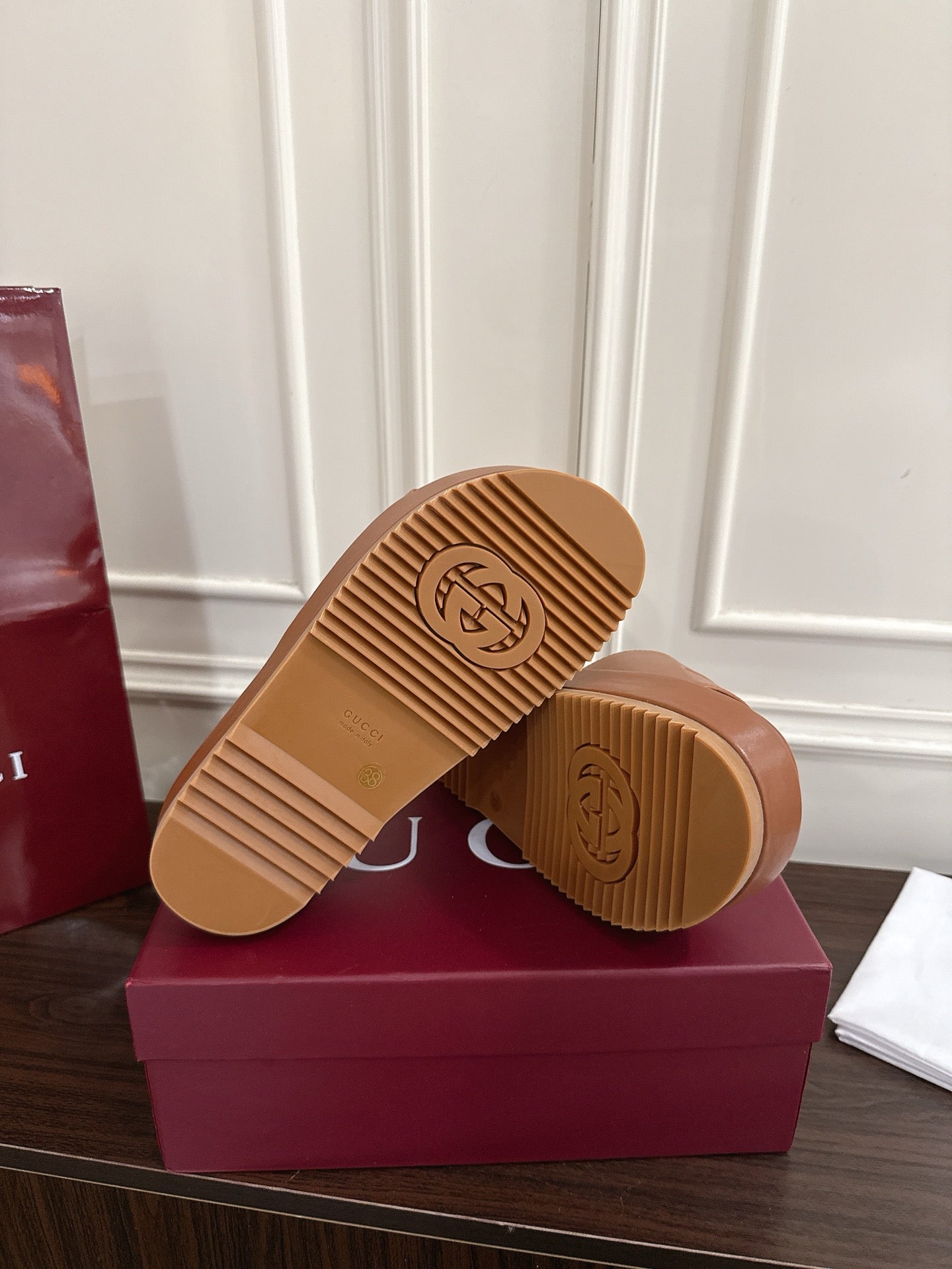 Guc 25fw thick slides