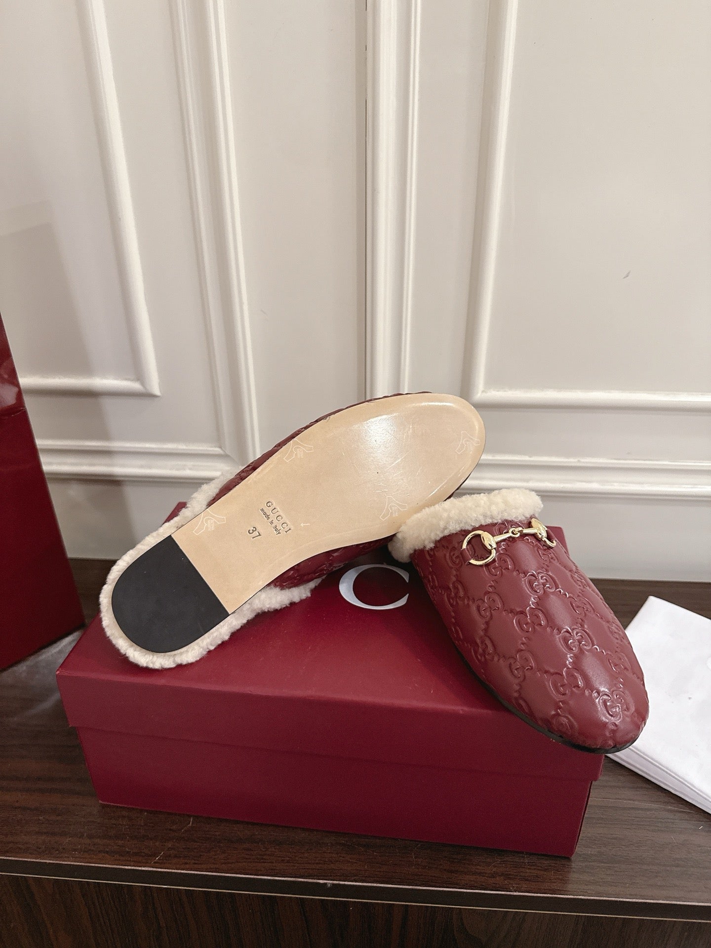 Guc 25fw mules shoes