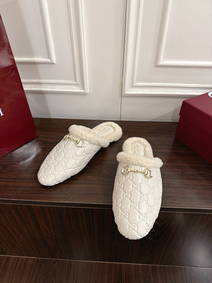 Guc 25fw mules shoes