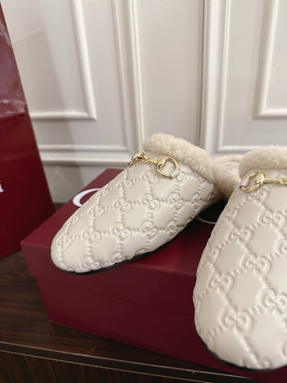 Guc 25fw mules shoes