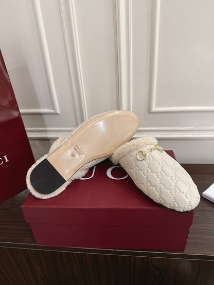 Guc 25fw mules shoes