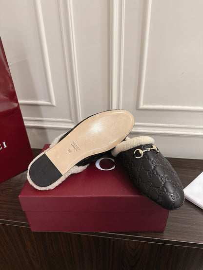 Guc 25fw mules shoes