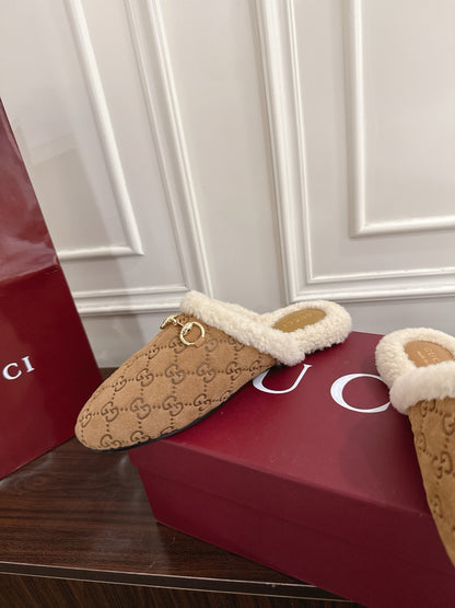 Guc 25fw mules shoes