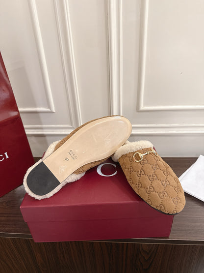 Guc 25fw mules shoes