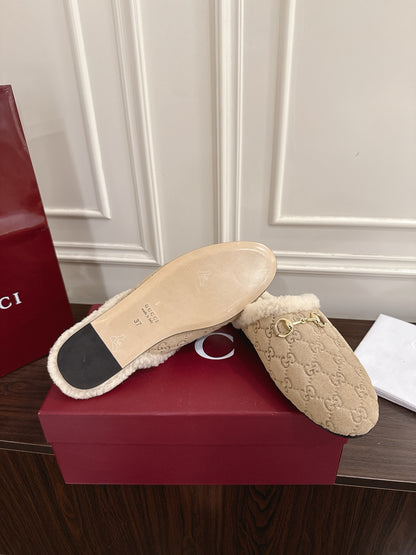 Guc 25fw mules shoes