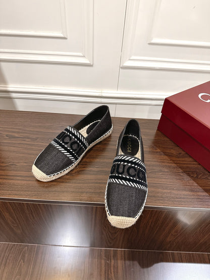 Guc 25fw espadrilles