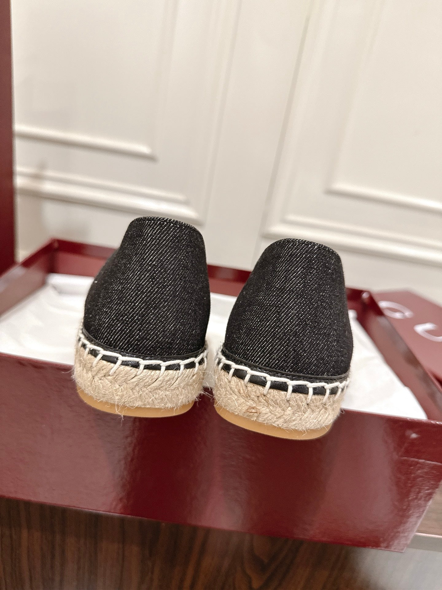 Guc 25fw espadrilles