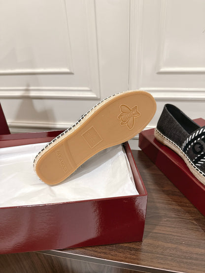 Guc 25fw espadrilles