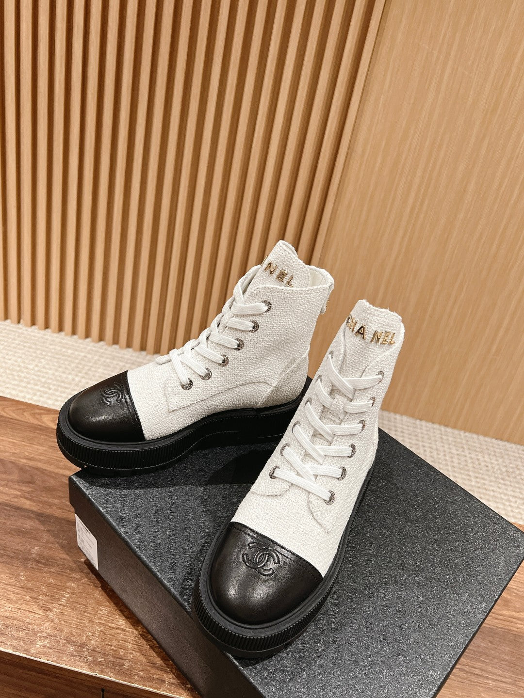 Chan 25fw ankle boots