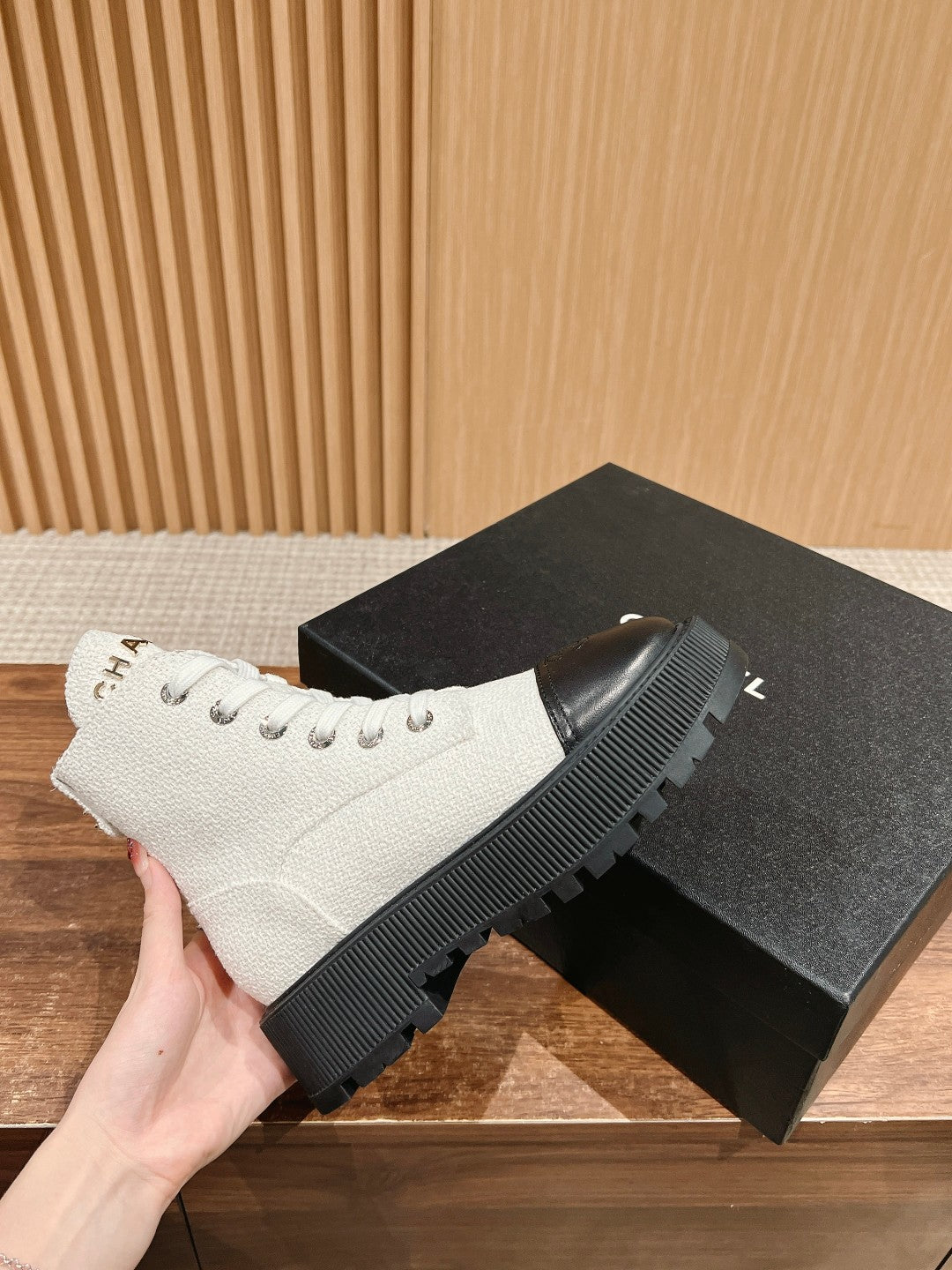 Chan 25fw ankle boots