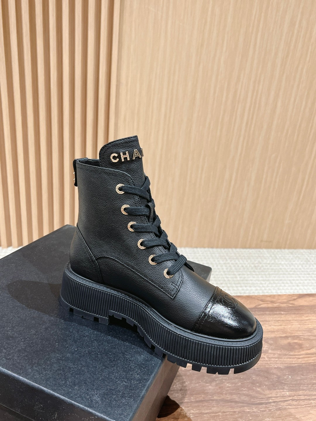 Chan 25fw ankle boots