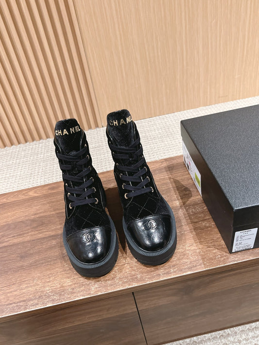 Chan 25fw ankle boots