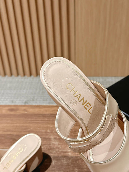 Chan 25fw slides chunky heel