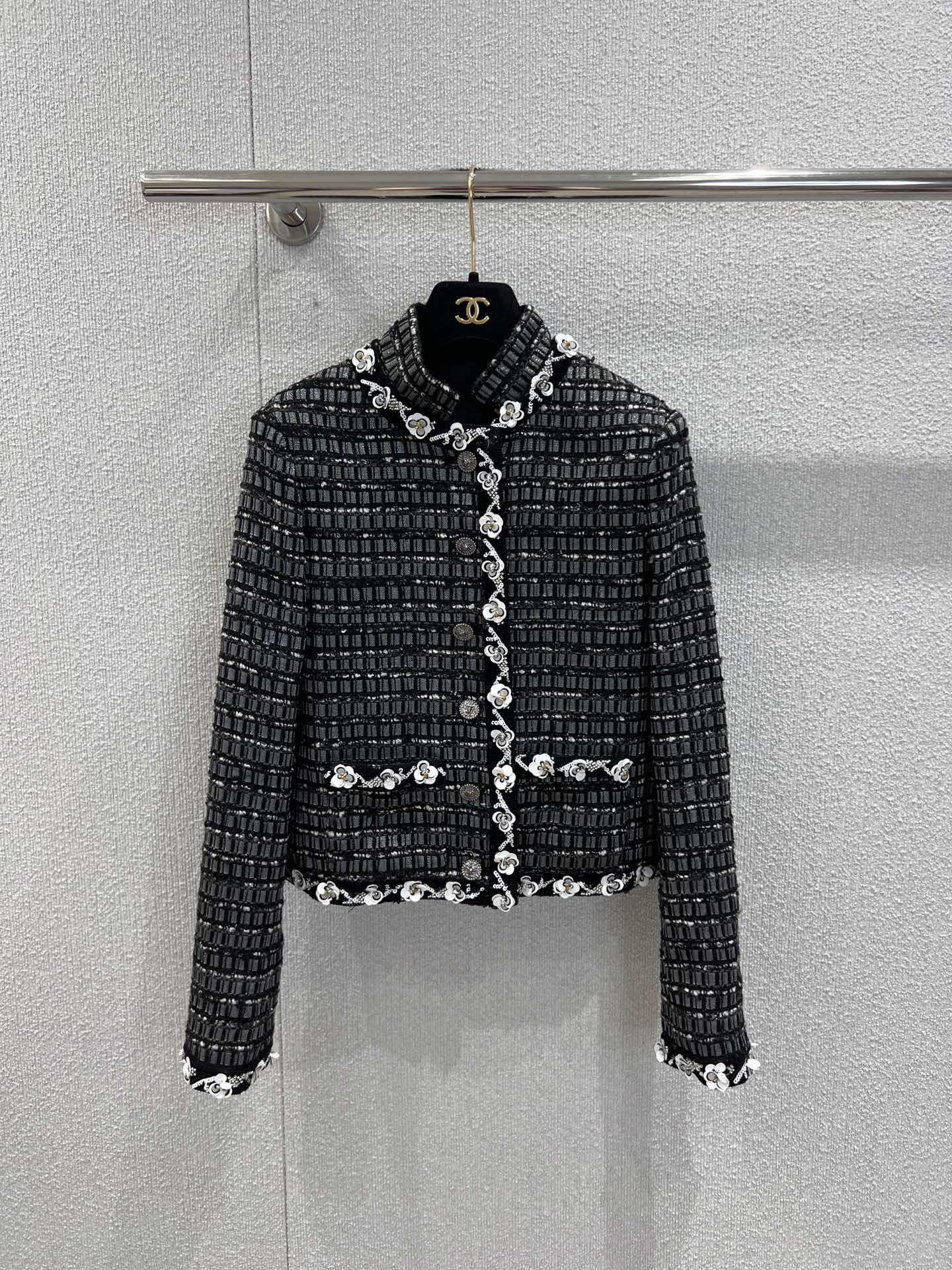 Chan 25fw tweed jacket